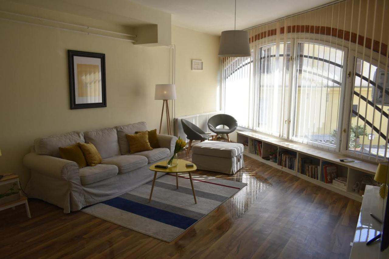 Fonix Family Apartment A Step From Szechenyi Square Πετς Εξωτερικό φωτογραφία