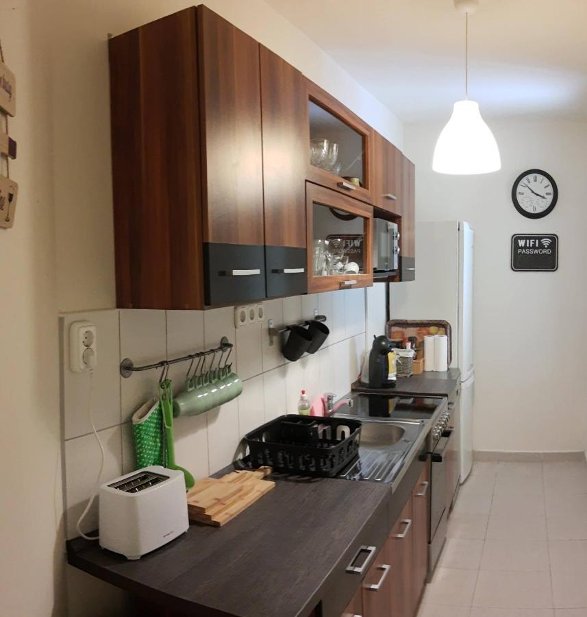 Fonix Family Apartment A Step From Szechenyi Square Πετς Εξωτερικό φωτογραφία