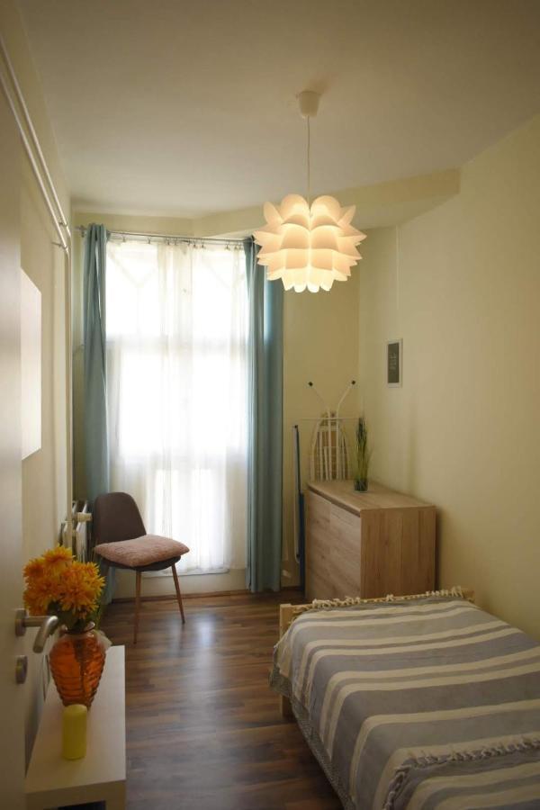Fonix Family Apartment A Step From Szechenyi Square Πετς Εξωτερικό φωτογραφία