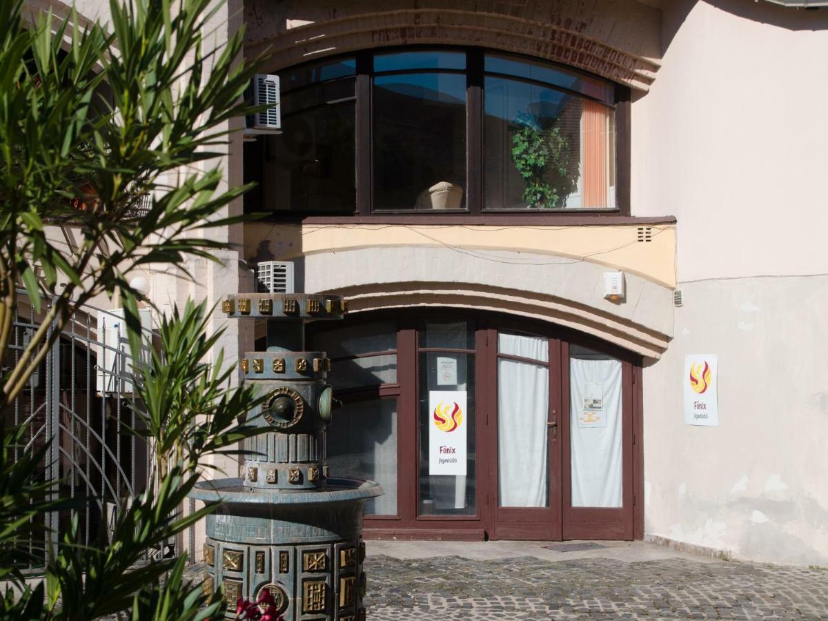 Fonix Family Apartment A Step From Szechenyi Square Πετς Εξωτερικό φωτογραφία